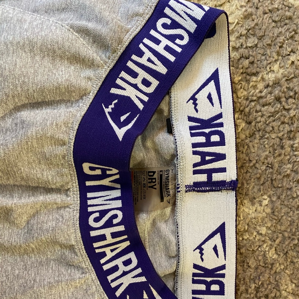 women’s medium GymShark leggings